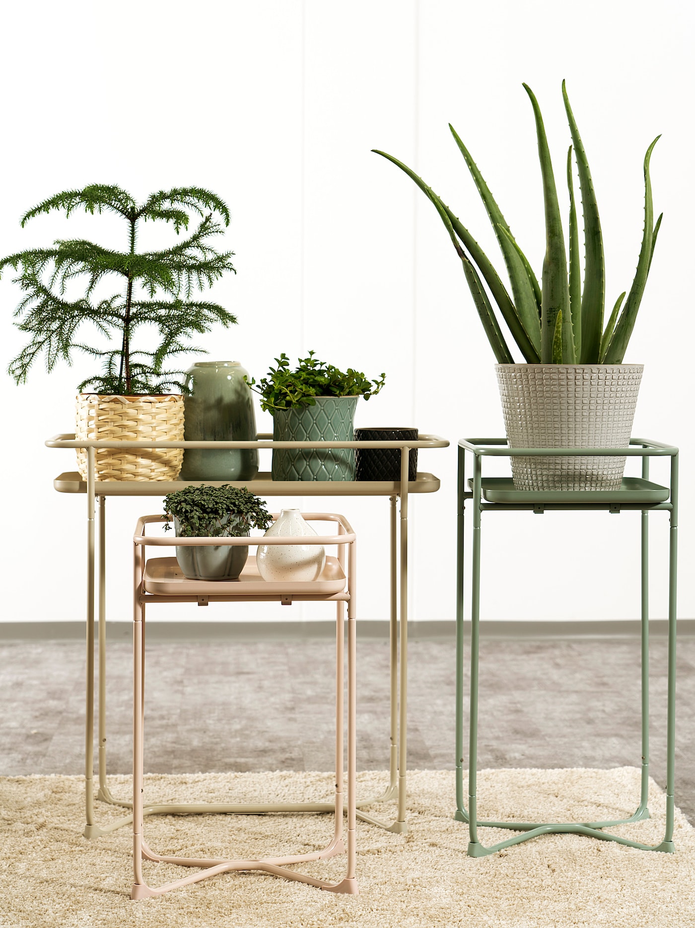 Outdoor-plant-stands-from-IKEA-19498.jpg